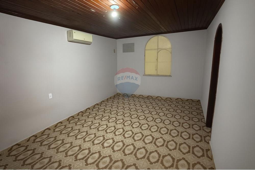 Casa - Venda - Manaus , Amazonas - 5-Quarto com piso decorado e janela arqueada.JPG - 722101004-60