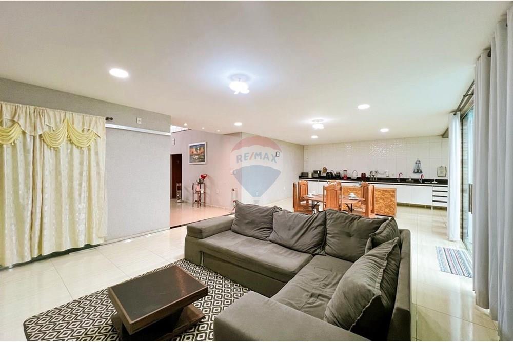 Casa - Venda - Manaus , Amazonas - WhatsApp Image 2025-11-13 at 13.35.40 (1).jpeg - 720661008-124