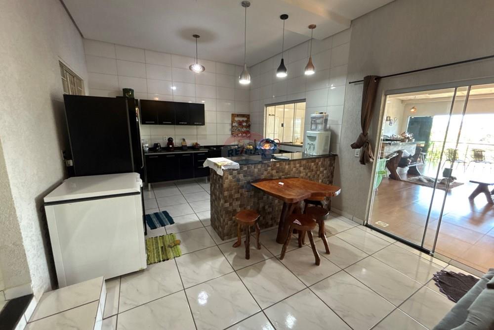 Sobrado - Venda - Barra do Garças , Mato Grosso - IMG_5908.JPG - 722221009-70