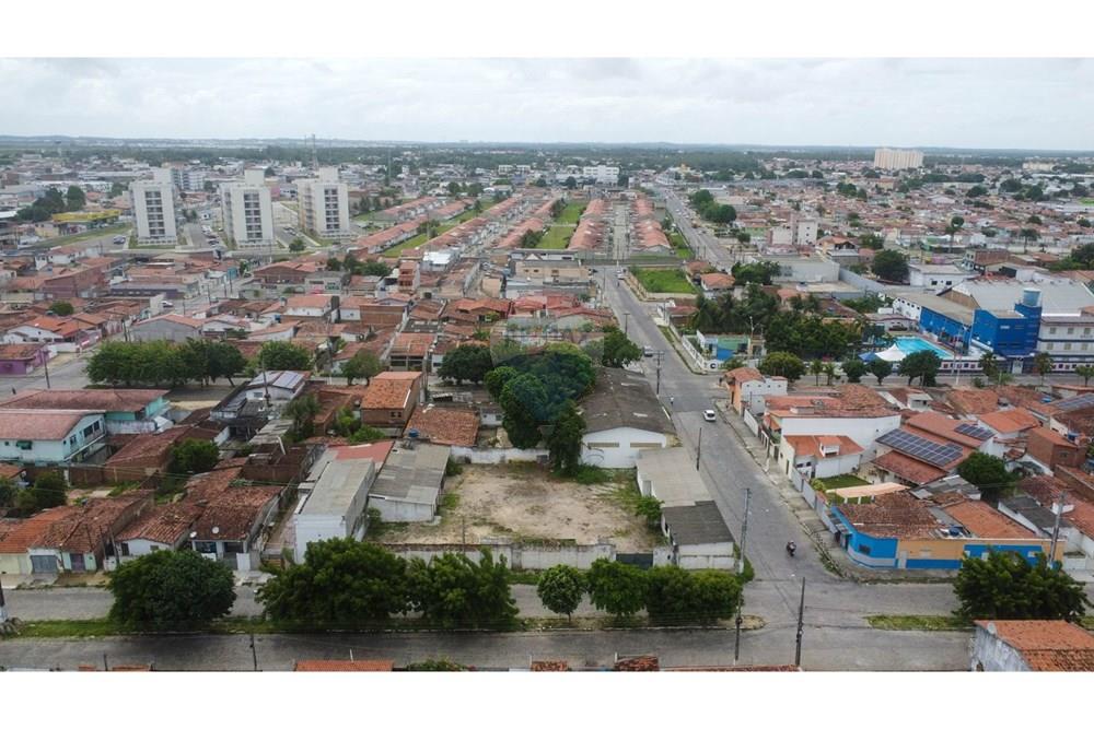 บ้านที่กั้นเป็นสองส่วน - โกดังสินค้า - Parnamirim , Rio Grande do Norte - BR - WhatsApp Image 2025-03-27 at 21.44.06 (1).jpeg - 720891001-108