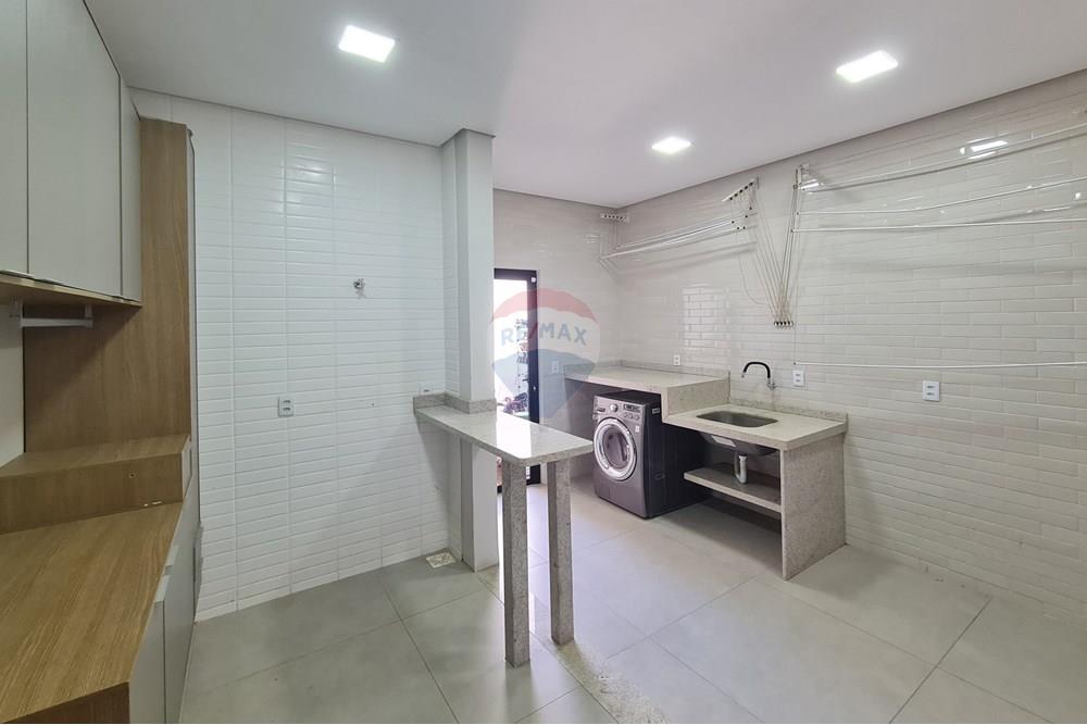 Casa - Venda - Lucas do Rio Verde , Mato Grosso - 23.jpg - Lavanderia - 722231009-10