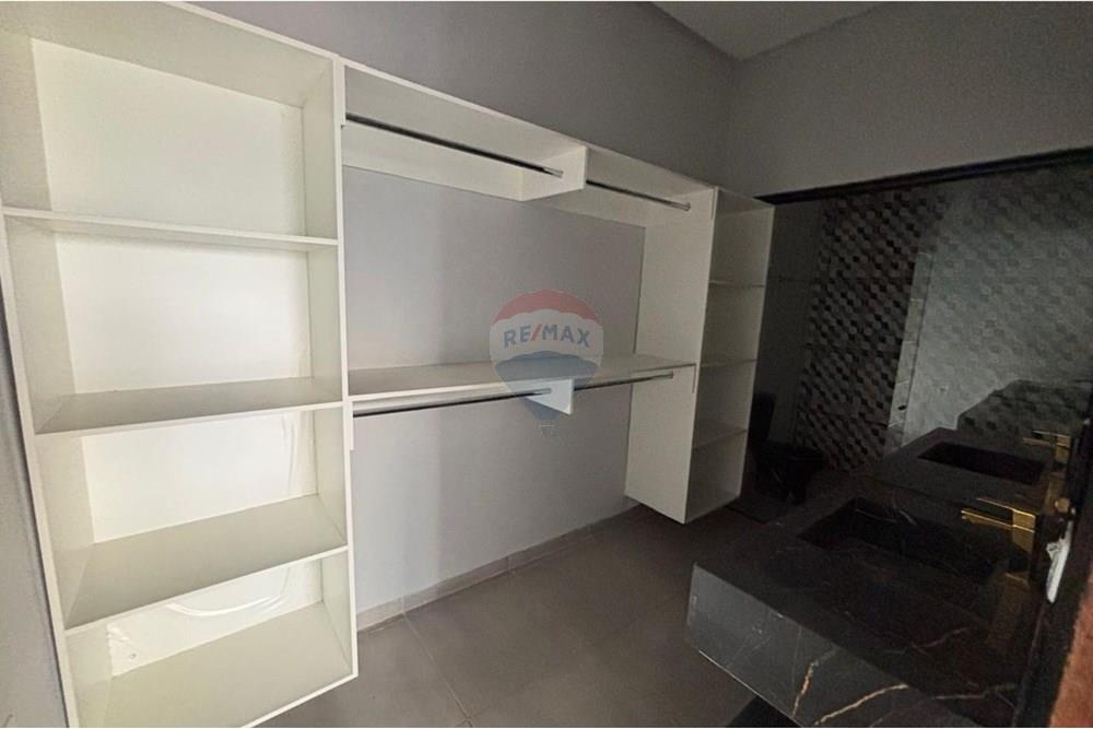 Casa - Venda - Barra do Garças , Mato Grosso - WhatsApp Image 2025-11-27 at 21.56.02(1).jpeg - 722221029-24