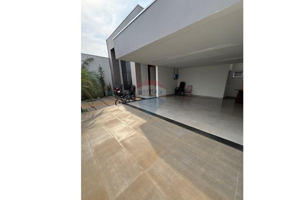 Casa - Venda - Barra do Garças , Mato Grosso - 2F7C5AB2-B719-4343-AA04-4ECA1C901AF8_1_105_c.jpeg - 722221051-7