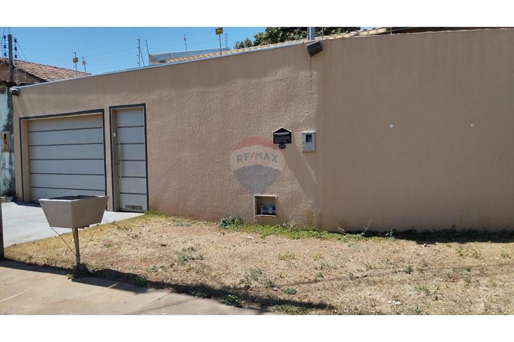 Casa - Venda - Goiânia , Goiás - WhatsApp Image 2025-04-01 at 10.00.43 (1).jpeg - 722271015-44