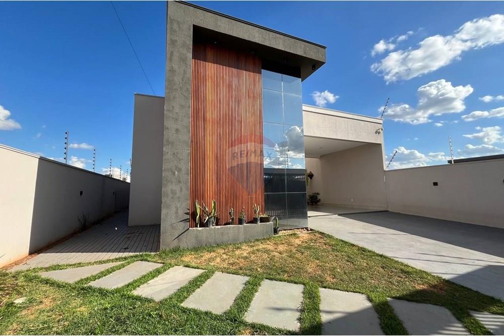 Gyvenamasis - Namas - Sinop , Mato Grosso - BR - photo_2025-06-02_22-31-42.jpg - 721561028-36