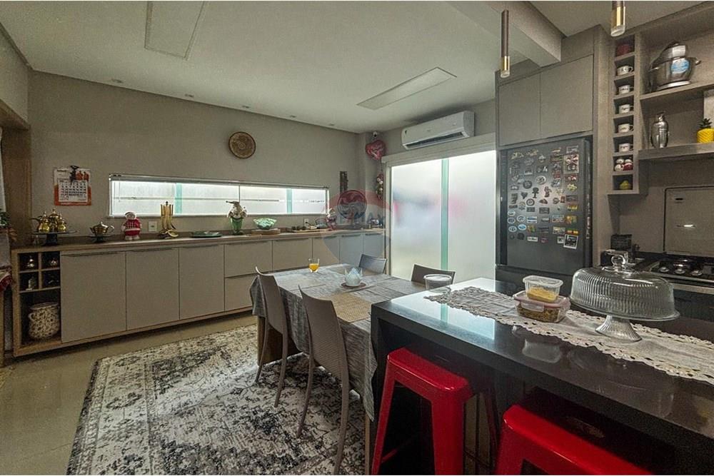 Casa - Venda - Manaus , Amazonas - WhatsApp Image 2025-11-05 at 12.15.55 (5).jpeg - 722101003-466