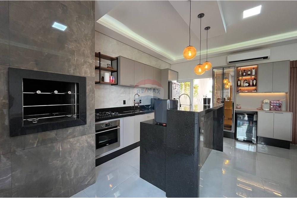 Gyvenamasis - Namas - Sinop , Mato Grosso - BR - photo_2025-06-02_22-31-03.jpg - 721561028-36