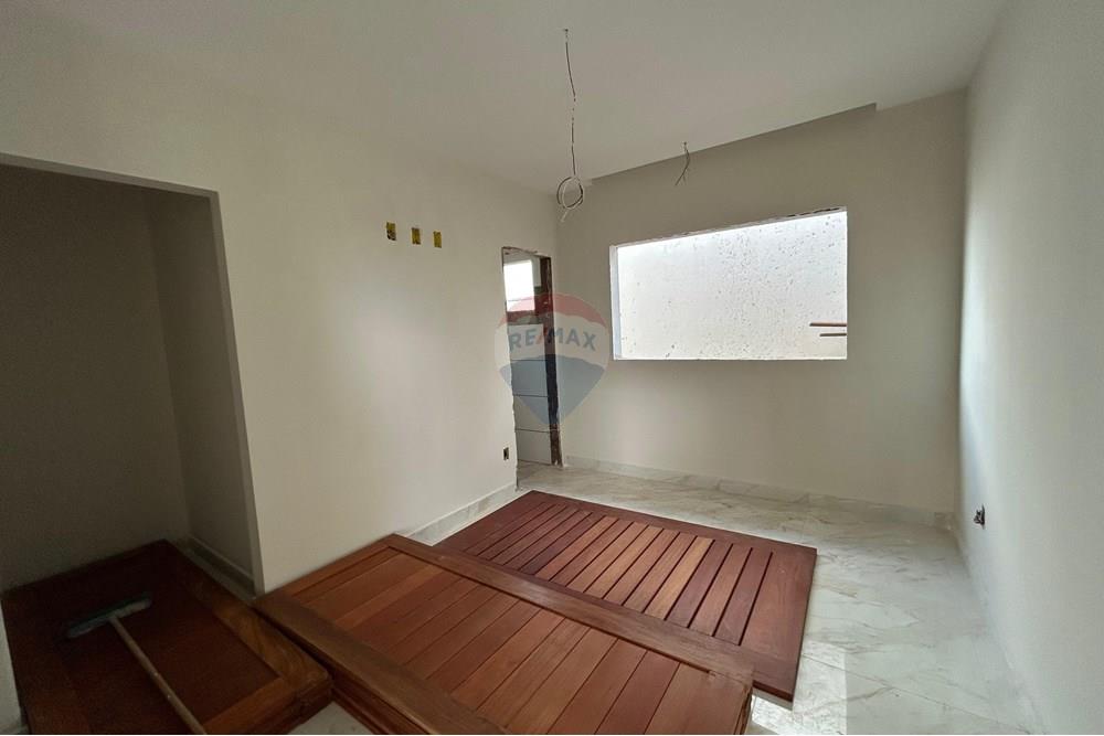 Casa de Condomínio - Venda - Parnamirim , Rio Grande do Norte - WhatsApp Image 2025-04-30 at 15.25.37.jpeg - 720731004-398