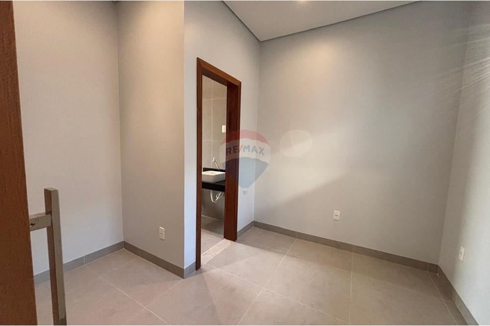 Casa - Venda - Barra do Garças , Mato Grosso - WhatsApp Image 2025-08-05 at 17.13.00(4).jpeg - 722221029-19