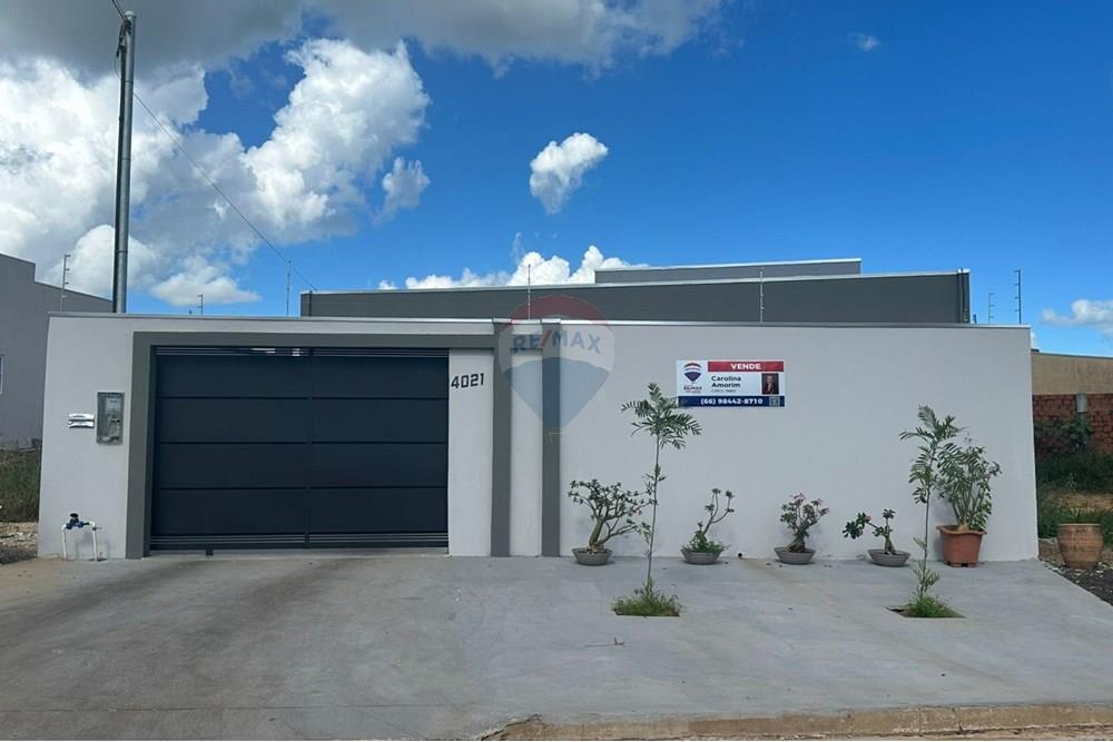 Casa - Venda - Água Boa , Mato Grosso - db055b12-b909-42fb-aa7f-c5c6522f4783.jpg - 722211004-57