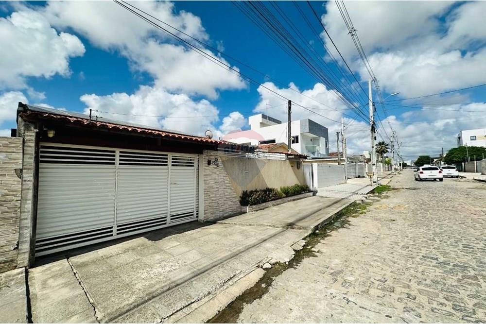 Casa - Venda - João Pessoa , Paraíba - IMG_9453_86b2bfec-bfad-414c-847b-6ab7b6fe5db9_PhotoGrid.jpeg - 722011022-248