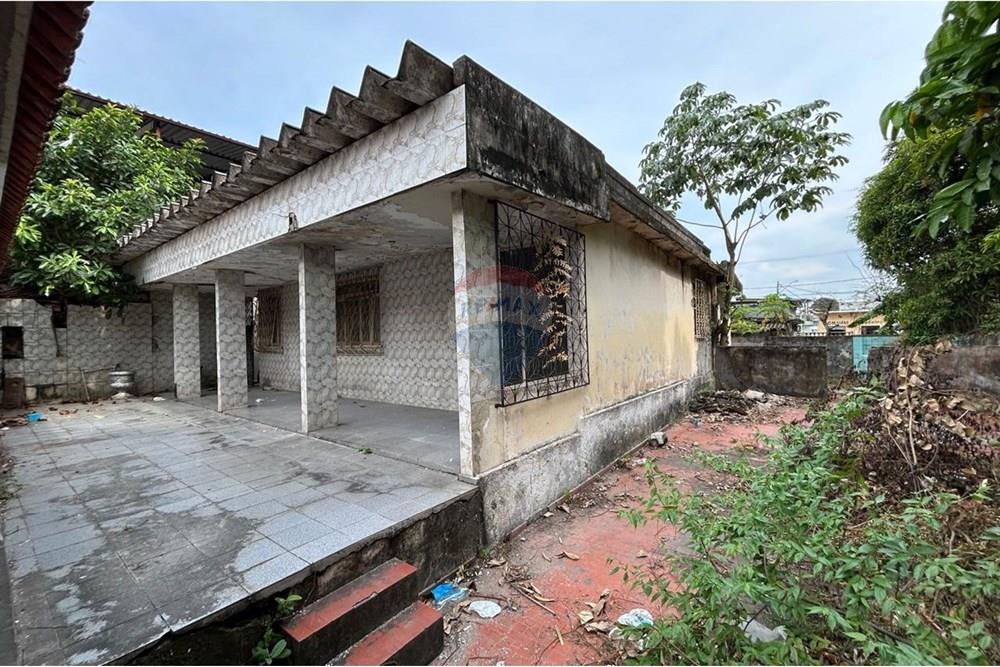 Casa - Venda - Manaus , Amazonas - Imagem do WhatsApp de 2025-08-19 à(s) 13.04.10_13b52d88.jpg - Garagem - 720661014-257