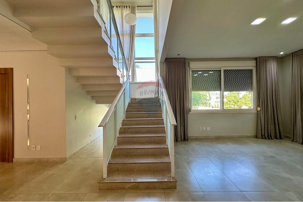 Casa de Condomínio - Venda - Cuiabá , Mato Grosso - WhatsApp Image 2025-05-25 at 22.55.57 (3).jpeg - Sala de estar - 720911056-1