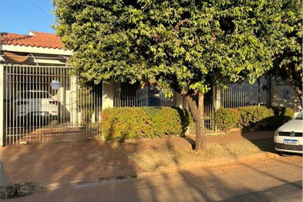 Casa - Venda - Rondonópolis , Mato Grosso - Leticia Masson_Fachada.jpg - 720611067-8