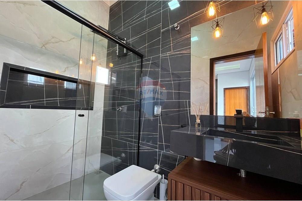 Gyvenamasis - Namas - Sinop , Mato Grosso - BR - photo_2025-06-02_22-31-55.jpg - 721561028-36