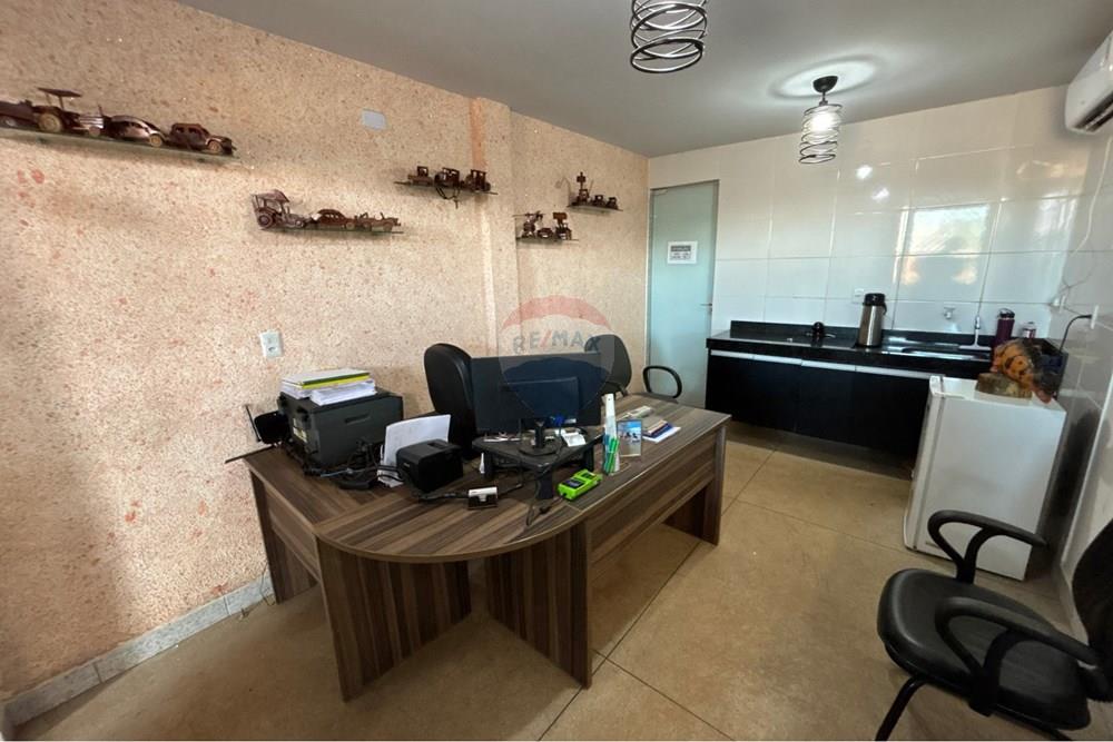 Galpão - Venda - Barra do Garças , Mato Grosso - 719b5093-5143-48a0-bd4e-1ebc47a281dc.jpg - 722221060-2