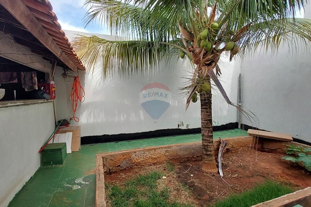 Sobrado - Venda - Rondonópolis , Mato Grosso - 20251205_150730.jpg - Quintal - 720851116-12