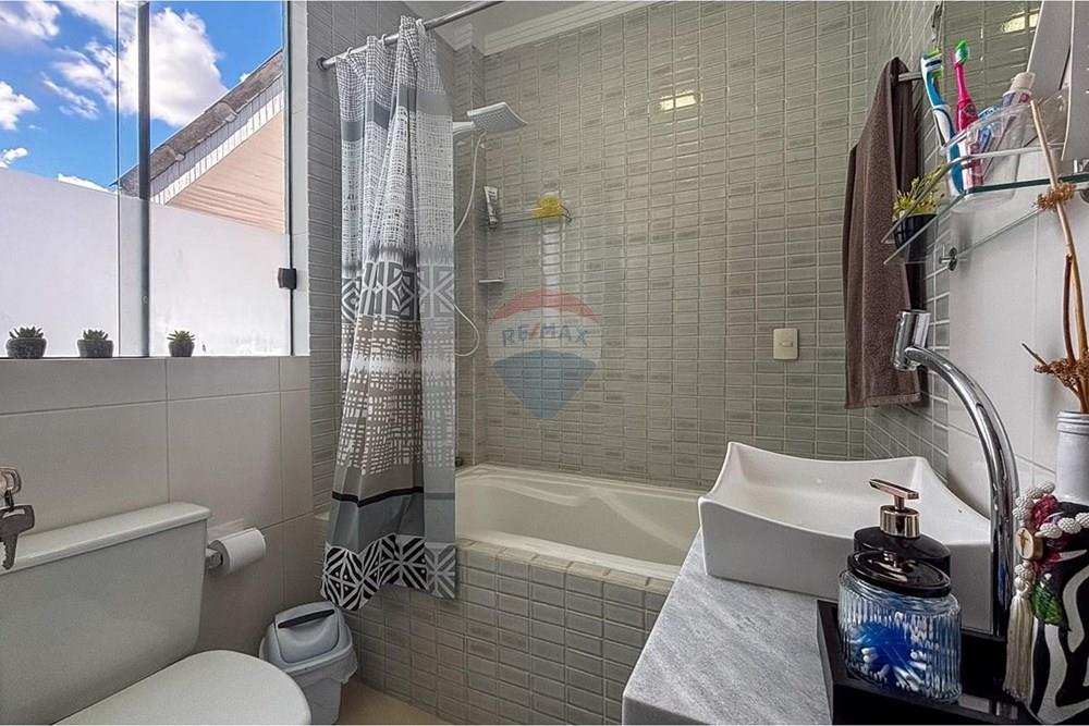 Casa de Condomínio - Venda - Manaus , Amazonas - WhatsApp Image 2026-03-27 at 16.46.04.jpeg - 722101003-528