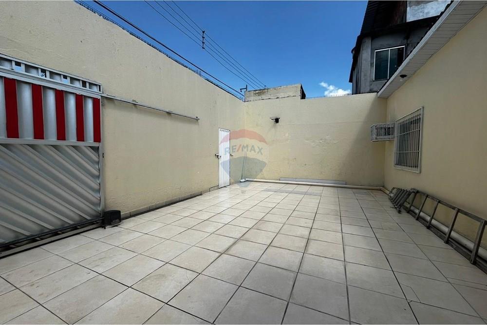 Casa - Venda - Manaus , Amazonas - WhatsApp Image 2026-01-16 at 08.27.20 (2).jpeg - Garagem - 722051011-220