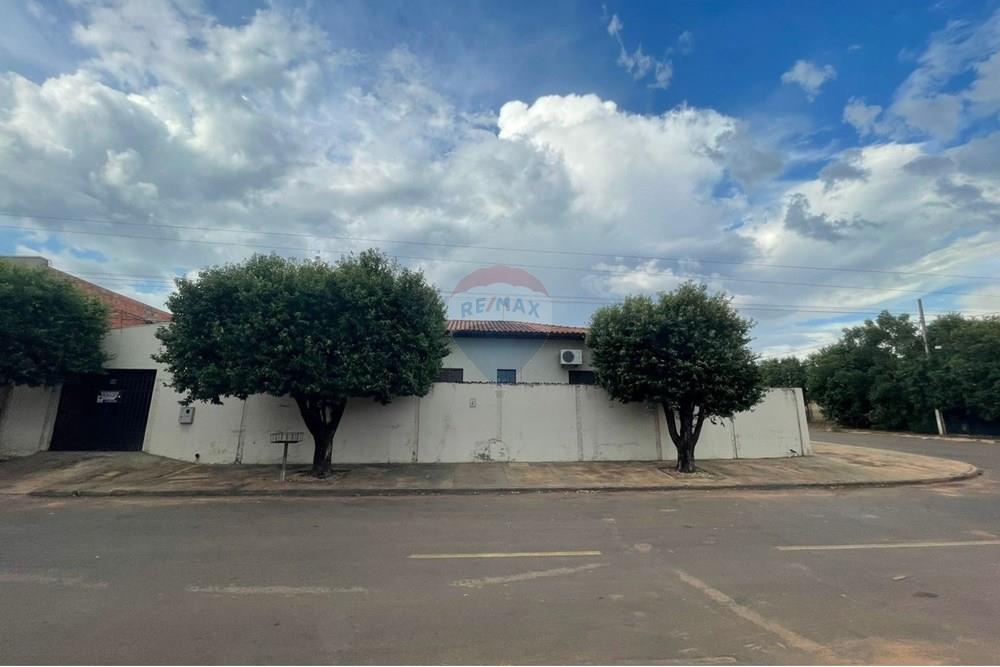 Casa - Venda - Rondonópolis , Mato Grosso - Imagem do WhatsApp de 2025-12-02 à(s) 16.19.47_8138c170.jpg - 722261002-14