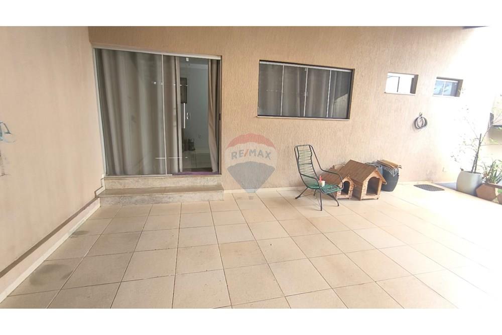 Casa - Venda - Goiânia , Goiás - WhatsApp Image 2025-04-01 at 10.00.28 (1).jpeg - 722271015-44