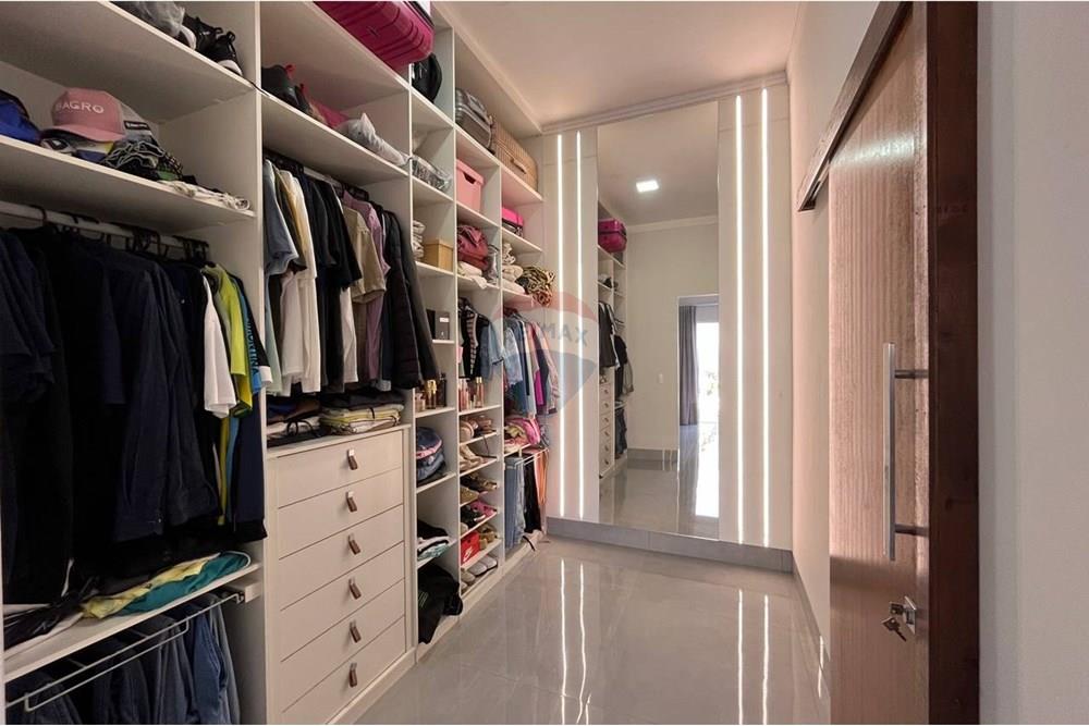 Gyvenamasis - Namas - Sinop , Mato Grosso - BR - photo_2025-06-02_22-29-01.jpg - 721561028-36