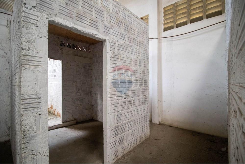 บ้านที่กั้นเป็นสองส่วน - โกดังสินค้า - Parnamirim , Rio Grande do Norte - BR - WhatsApp Image 2025-03-27 at 21.44.11 (1).jpeg - 720891001-108