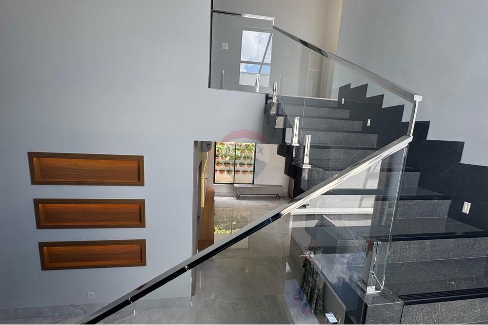 Sobrado - Venda - Araguaína , Tocantins - WhatsApp Image 2025-05-20 at 15.01.55 (3).jpeg - 722171003-103