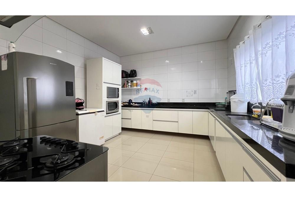 Sobrado - Venda - Araguaína , Tocantins - WhatsApp Image 2026-01-26 at 14.09.52.jpeg - 720991028-28