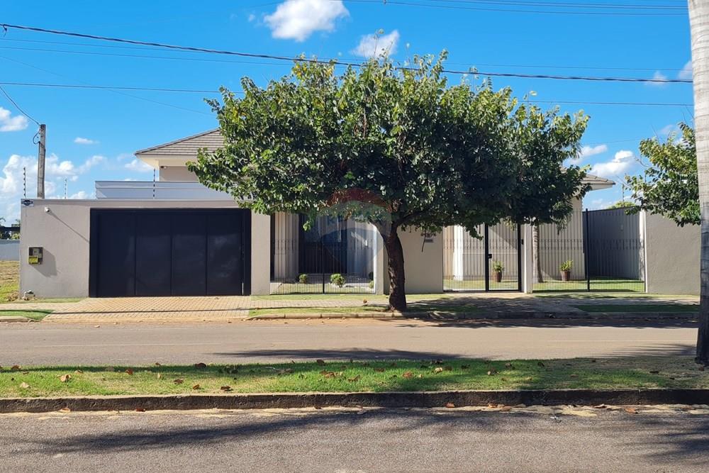 Casa - Venda - Lucas do Rio Verde , Mato Grosso - (1).jpg - 722231009-36