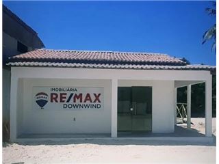 Office of RE/MAX DOWNWIND - Cruz