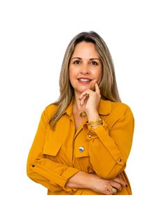 Directeur d'agence - Nelci Cáceres - RE/MAX CIDADE E CAMPO