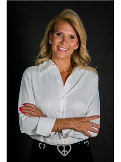 Suzana Mari - RE/MAX ACQUA