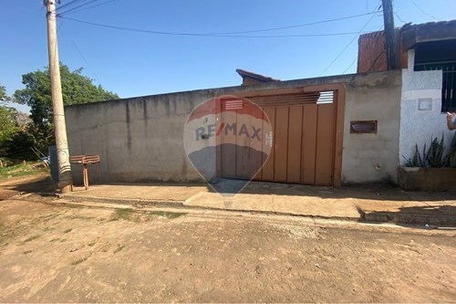 Venda-Casa-Conjunto Habitacional Rosa Bedran , Taquaritinga , São Paulo , 15903400-780081019-1