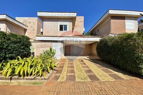 Venda-Casa de Condomínio-Rua Capitão Waldemar de Figueiredo , 650  - Condominios dos Ipês  - Vila do Golf , Ribeirão Preto , São Paulo , 14027600-780271030-11
