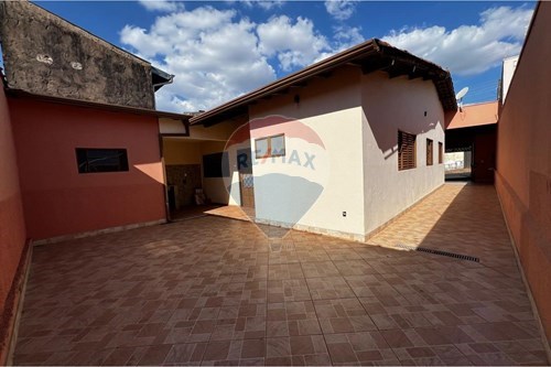 Alugar-Casa-Rua Nicola Giarduli , 470  - Próximo USP, Hospital das Clinicas.  - Jardim Arlindo Laguna , Ribeirão Preto , São Paulo , 14056632-780171052-24