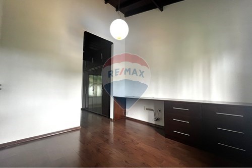 Alugar-Cj. Comercial/ Sala-R. Antônio Rathol , 565  - Jardim Sol Nascente , São João da Boa Vista , São Paulo , 13874-510-780291002-20