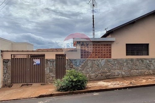 Venda-Casa-Avenida Sete , 50  - Próximo a Rodoviária  - Centro , Orlândia , São Paulo , 14620-000-780111044-18