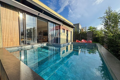 Venda-Casa de Condomínio-Rua Nilva Souza Dos Santos Martins , 1285  - Condomínio Vila do Golfe , Ribeirão Preto , São Paulo , 14028707-780181035-358