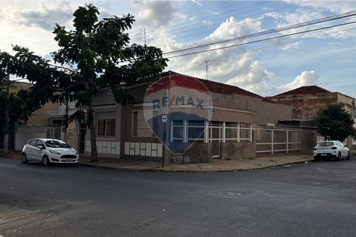 Venda-Casa-Rua Conde Francisco Matarazzo , 613  - Campos Elíseos , Ribeirão Preto , São Paulo , 14080330-780241021-19