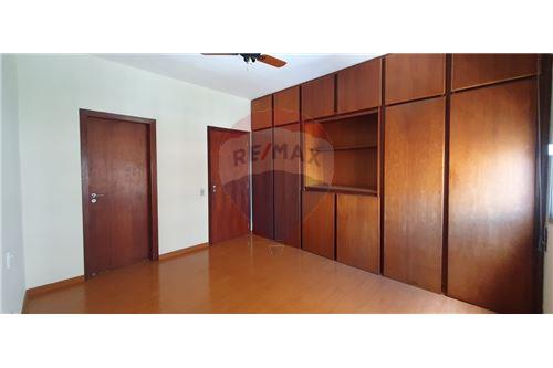 For Sale-Condo/Apartment-Rua Visconde de Inhaúma , 1061  - à 2 quadras da Av. Nove de Julho  - Centro , Ribeirão Preto , São Paulo , 14010100-780171009-7