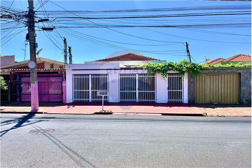 Venda-Casa-Rua Piaui , 1126  - Ipiranga , Ribeirão Preto , São Paulo , 14055-040-780121009-24