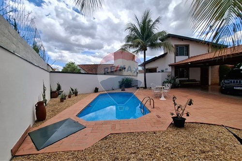 Venda-Casa-Rua Benedito Milani , 342  - em frente a praça  - City Ribeirão , Ribeirão Preto , São Paulo , 14021500-780171044-40