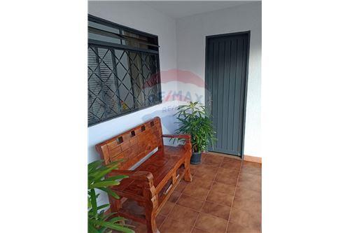 Venda-Casa-Rua Primeiro de Maio , 66  - Centro , Batatais , São Paulo , 14300-148-780061001-31