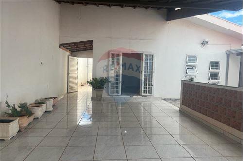 Venda-Casa-Rua Dr. Pio Antunes Figueiredo , 361  - Banco Bradesco  - Quintino Facci II , Ribeirão Preto , São Paulo , 14070130-780181009-75