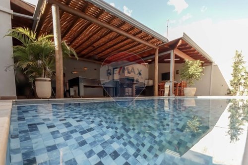 Venda-Casa-Avenida Capitão Francisco Borges de Godoy Macota , 161  - Jardim Nova Aparecida , Jaboticabal , São Paulo , 14883390-780201025-32