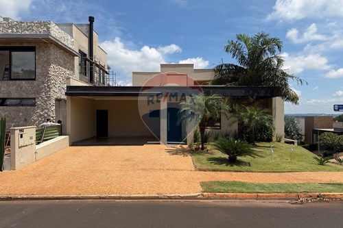 Venda-Casa de Condomínio-Avenida Luiz Eduardo Toledo Prado , 4100  - Fica localizado na Av do Shopping Iguatemi  - Vila do Golf , Ribeirão Preto , São Paulo , 14027250-780251026-27