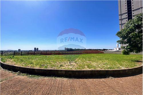 For Sale-Land-Av Luiz Octavio da Silva Whitaker , Quadra 2 - Lote 25  - Quinta da Primavera  - Quinta da Primavera , Ribeirão Preto , São Paulo , 14022000-780141050-32