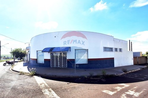 Venda-Ponto Comercial-Rua 5 , 1670  - Jardim Jequitibá , Orlândia , São Paulo , 14620-000-780111044-19