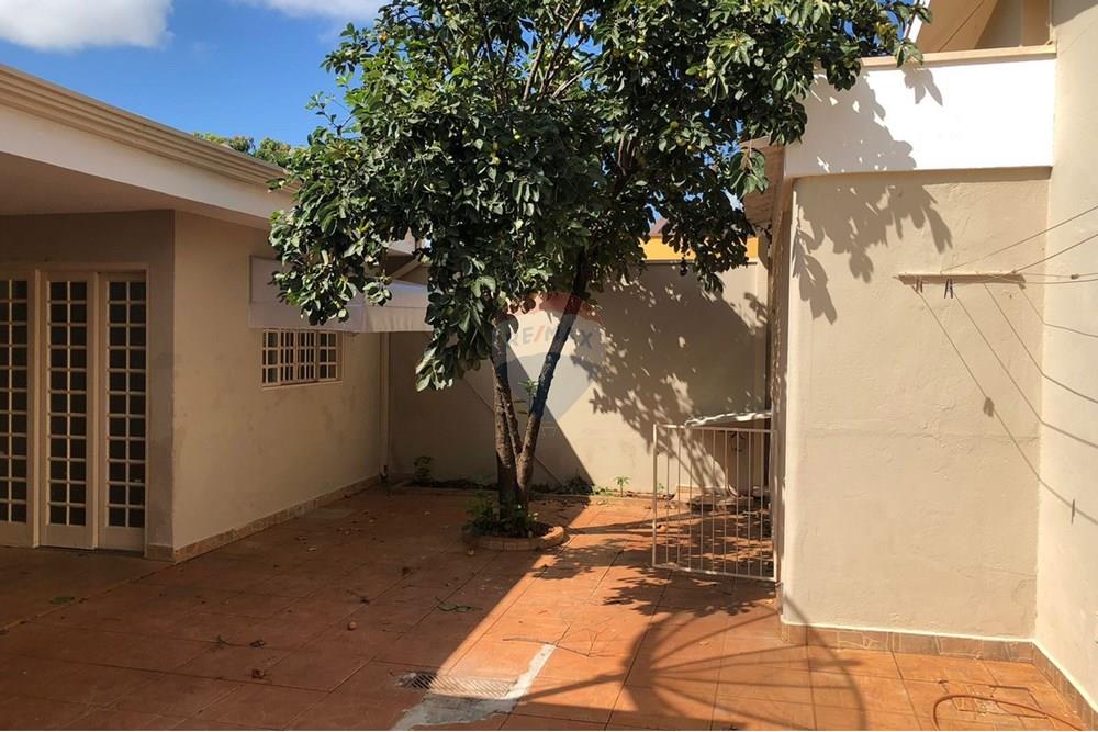 Casa - Venda - Sertãozinho , São Paulo - WhatsApp Image 2025-03-20 at 17.16.18.jpeg - Quintal - 780091010-52